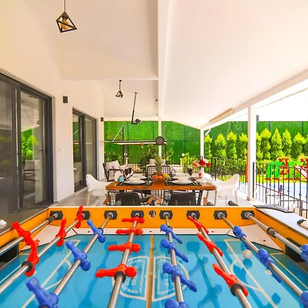 Gurur Villa *